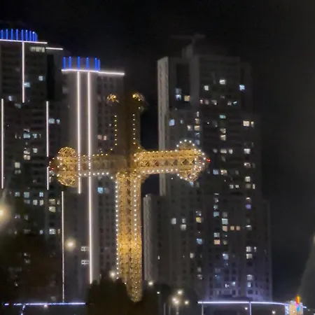 Skyline Serenity 30th Floor - Promo Price דירה סקופיה